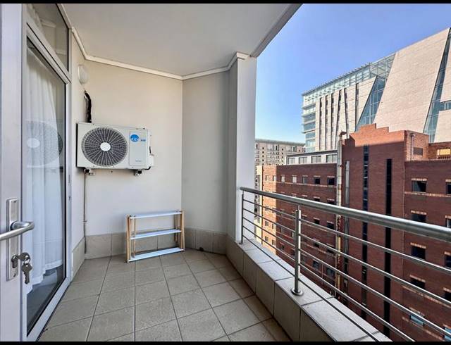 2 BEDROOM APARTMENT FOR SALE IN SANDTON CENTRAL